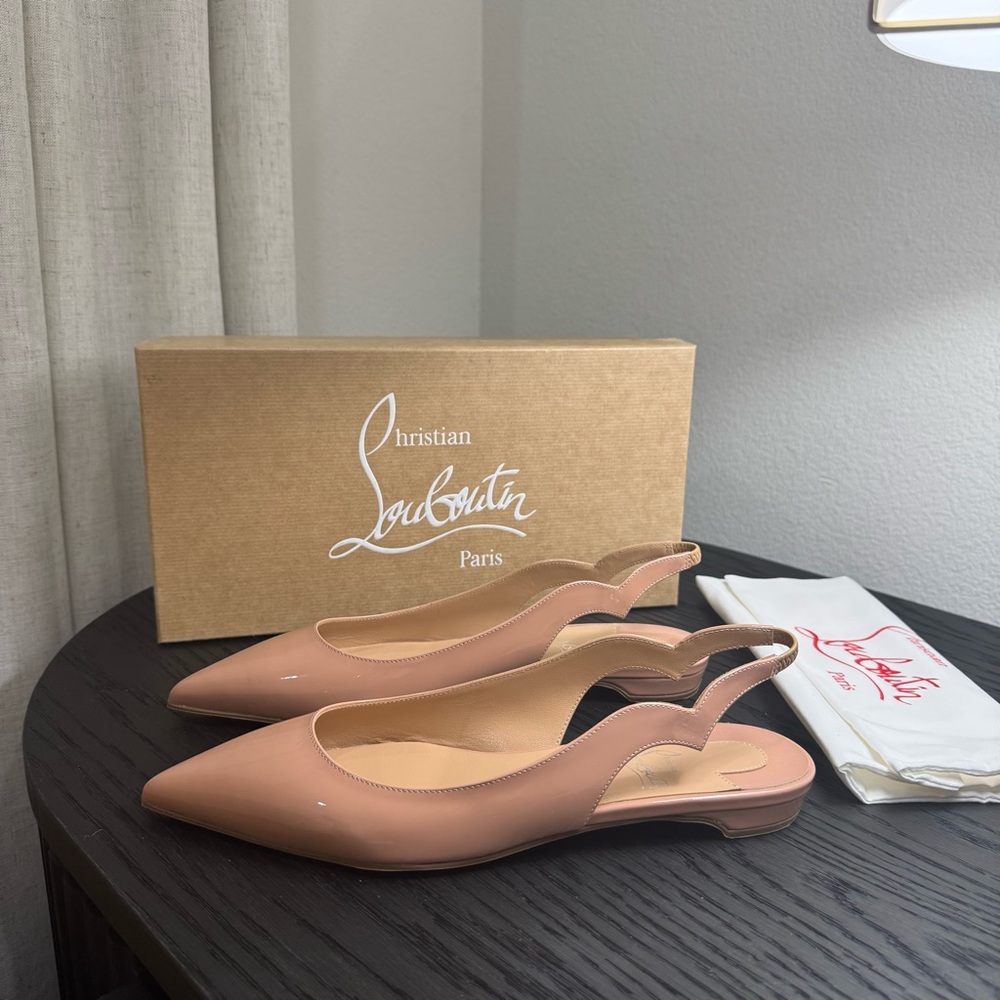 Christian Louboutin Hot Chickita Sling Flat Patent Nude 38.5